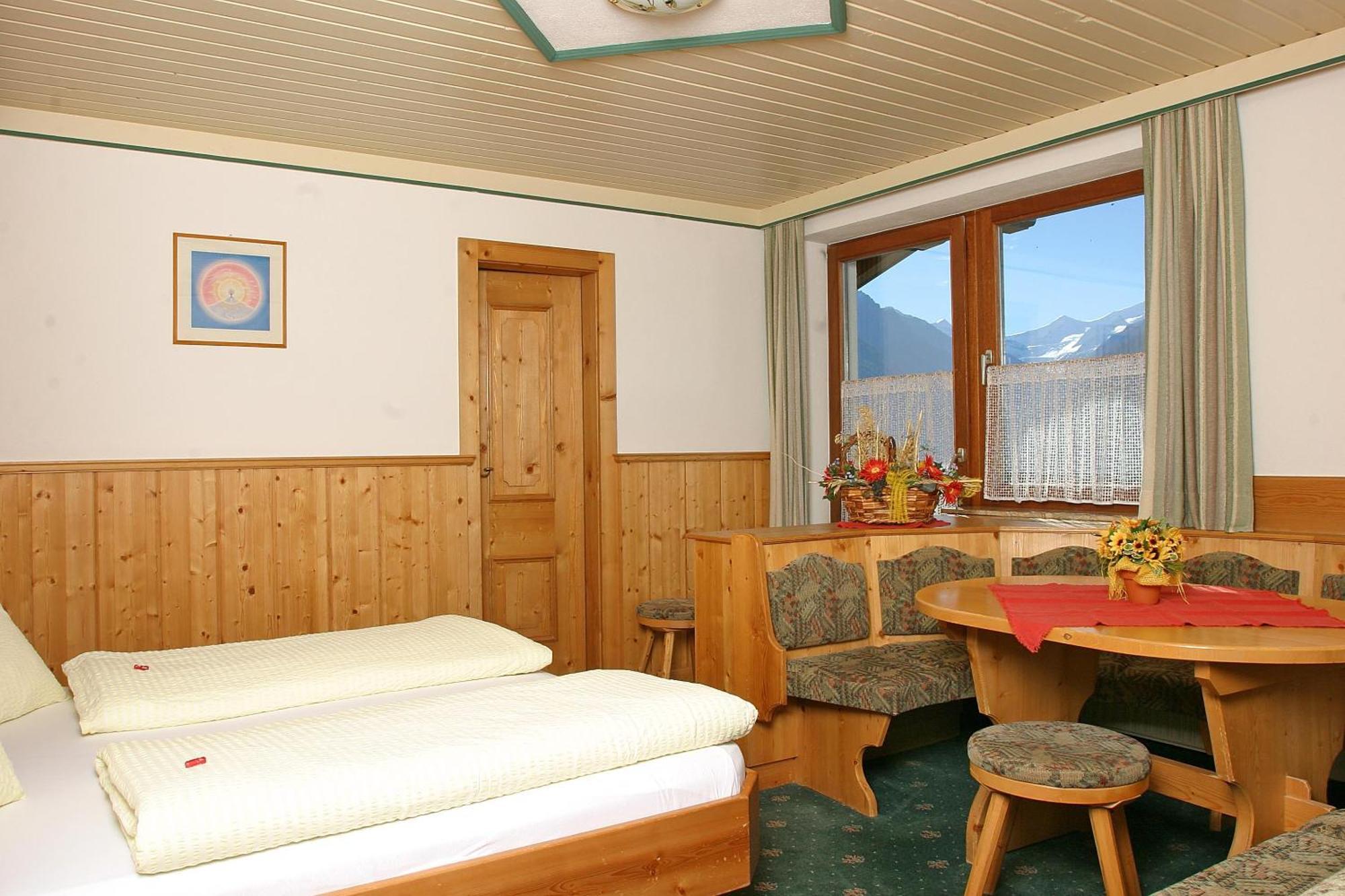 Pension Sonneck Neukirchen am Grossvenediger Exterior foto